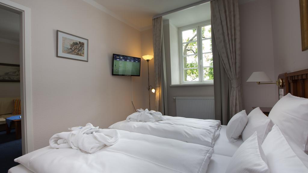 Hotel Badehaus Goor Putbus Exterior photo